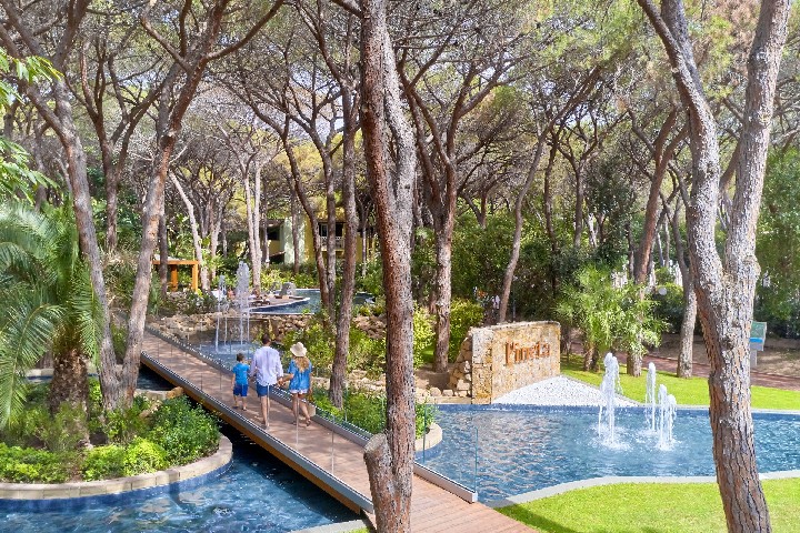 EntrancePineta Tyson 2019