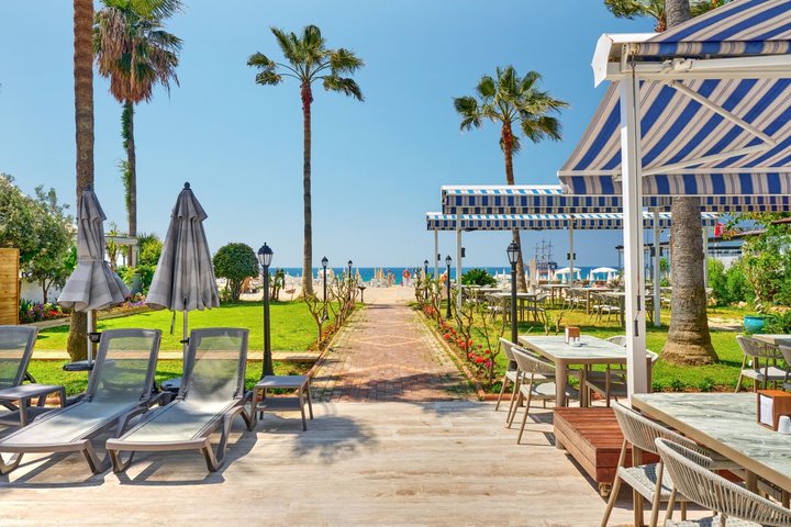 Elysee Beach