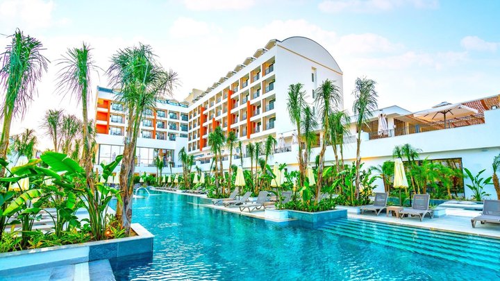 0 hotel 179
