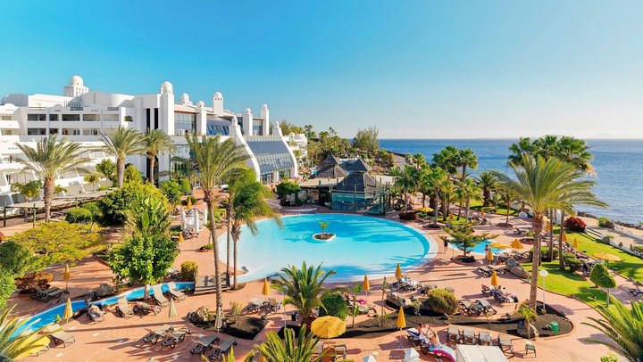 Hotel H10 Timanfaya Palace u pláže Playa Flamingo v letovisku Playa Blanca