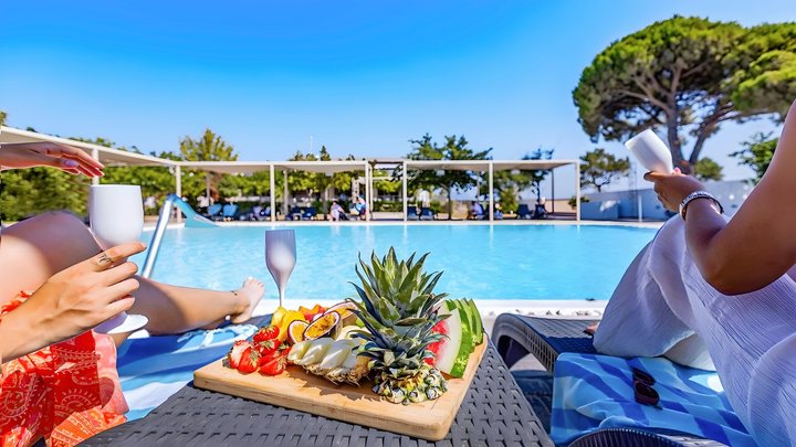 Buka Sandy Beach resort u písečné pláže v Kalamata