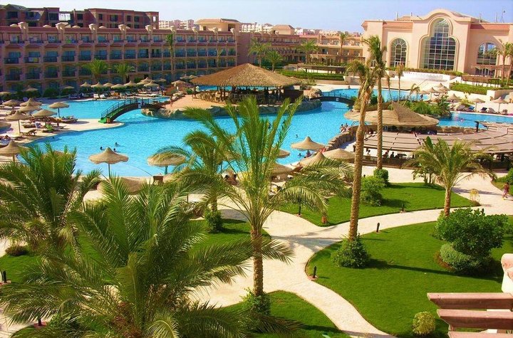 Pětihvězdičkový hotel V Resort Sahl Hasheesh u pláže v Egyptě