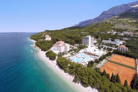 Bluesun Hotel Neptun blízko pláže na Makarské riviéře