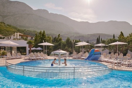 Bluesun Hotel Neptun blízko pláže na Makarské riviéře