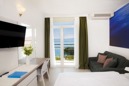 Bluesun Hotel Neptun blízko pláže na Makarské riviéře
