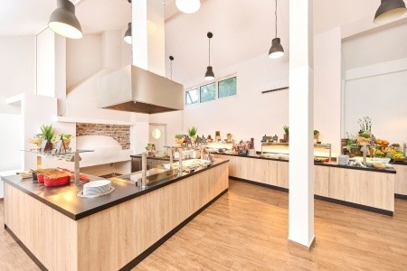 Hotel Aminess Bellevue s výhledem na moře v Orebiči