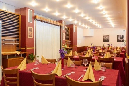 Hotel Skalní Mlýn v Moravském krasu s krásným okolím