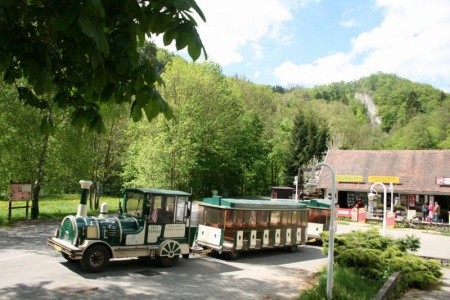 Hotel Skalní Mlýn v Moravském krasu s krásným okolím