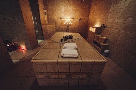 Wellness & Spa Family Apartments Bolfenk v resortu Pohorje Village
