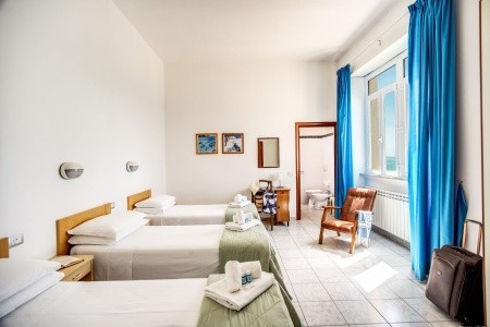 Villa Mg Hotel v Santa Marinella blízko pláže La Toscana.
