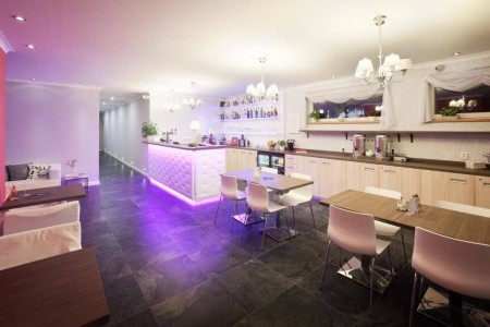 Pytloun Wellness Travel hotel v Liberci s wellness službami.