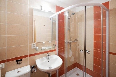 Pytloun Wellness Travel hotel v Liberci s wellness službami.