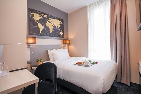 Hotel Univers v centru Nice, blízko pláže a historických památek.