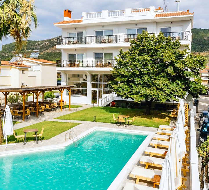 Blue Bay Hotel